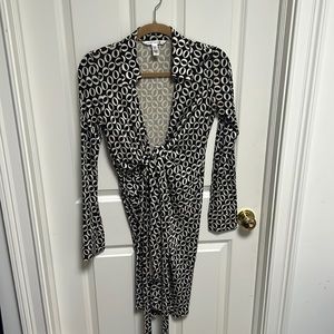 Diane Von Furstenberg womens wrap dress